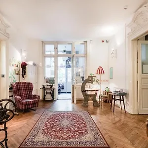 Хостел Baroque & Coworking, Будапешт